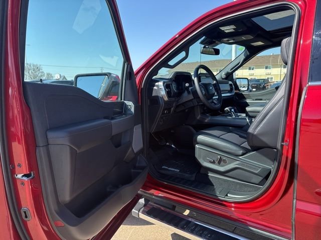 2026 Ford F-150 Lariat - Photo 13