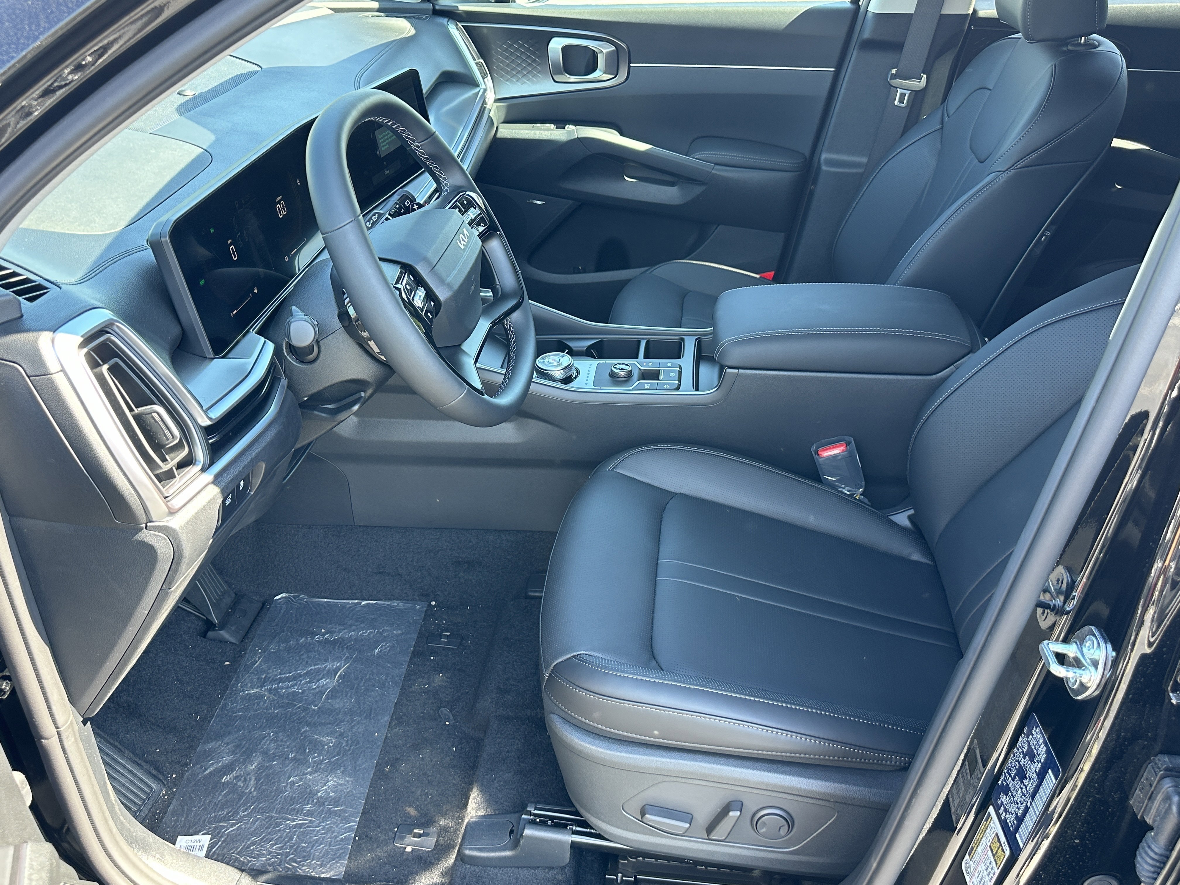 New 2026 Aurora Black Pearl Kia EX image 10