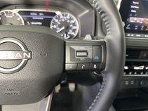 New 2025 Everest White Pearl Nissan SV image 17