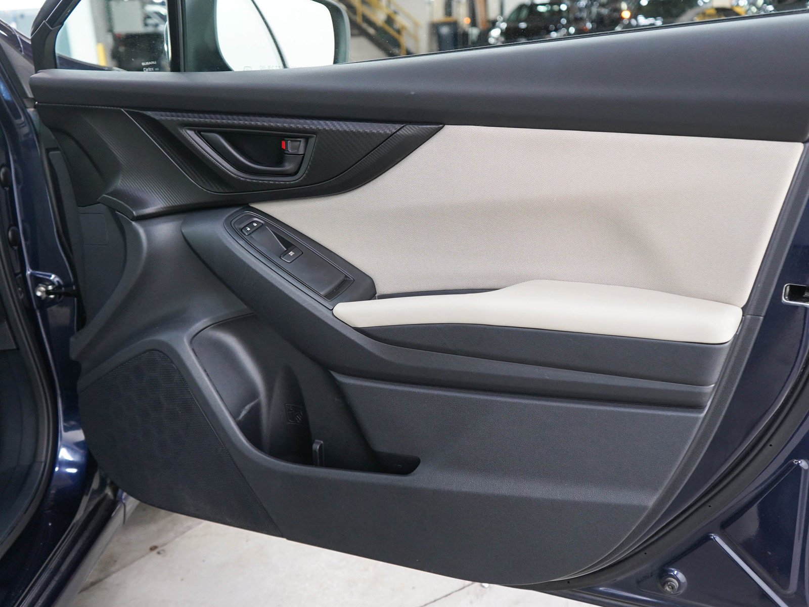 Used 2019 Dark Blue Pearl Subaru 2.0i Premium image 9