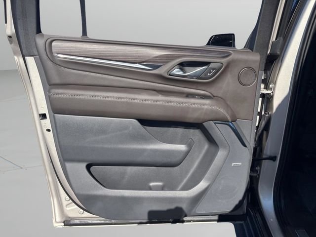 Used 2023 Beige GMC Denali image 27