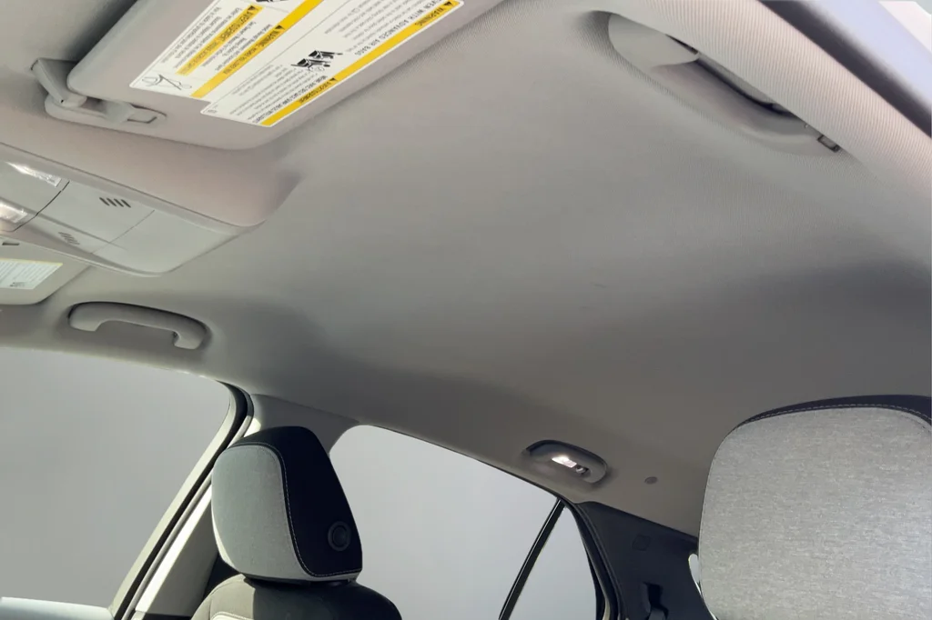 Used 2024 White Chevrolet LS image 18