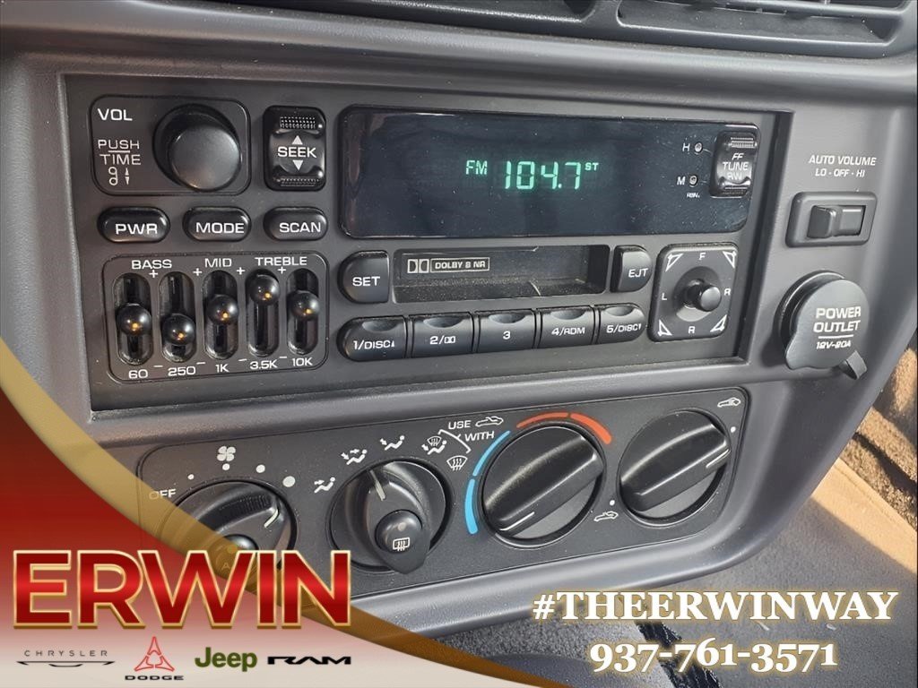 2002 Chrysler Prowler Base - Photo 22