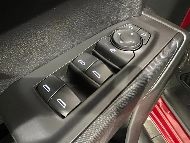 Used 2020 Red Chevrolet Custom image 6