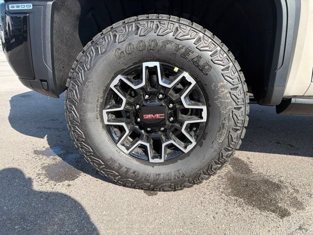 2026 GMC Sierra 2500HD AT4X - Photo 11