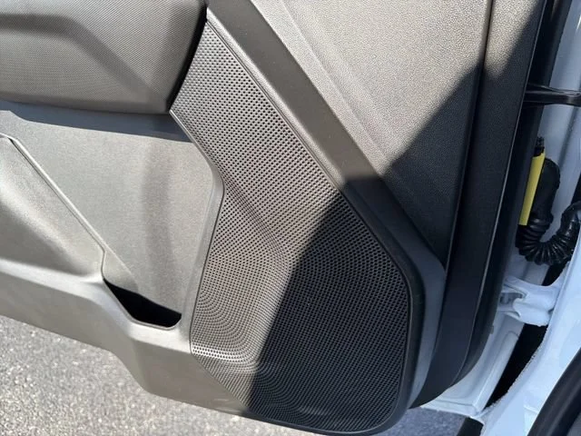 New 2026 Summit White GMC Elevation image 22