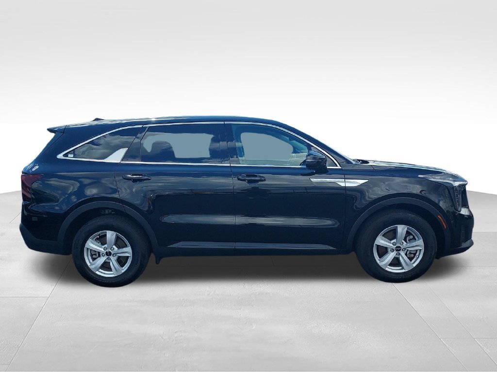 Used 2026 Black Kia LX image 6