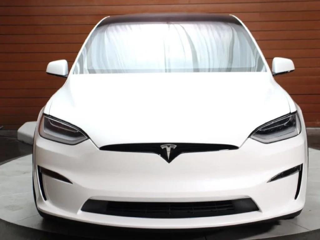 Used 2023 Pearl White Multi-Coat Tesla 7 Seater AWD image 29