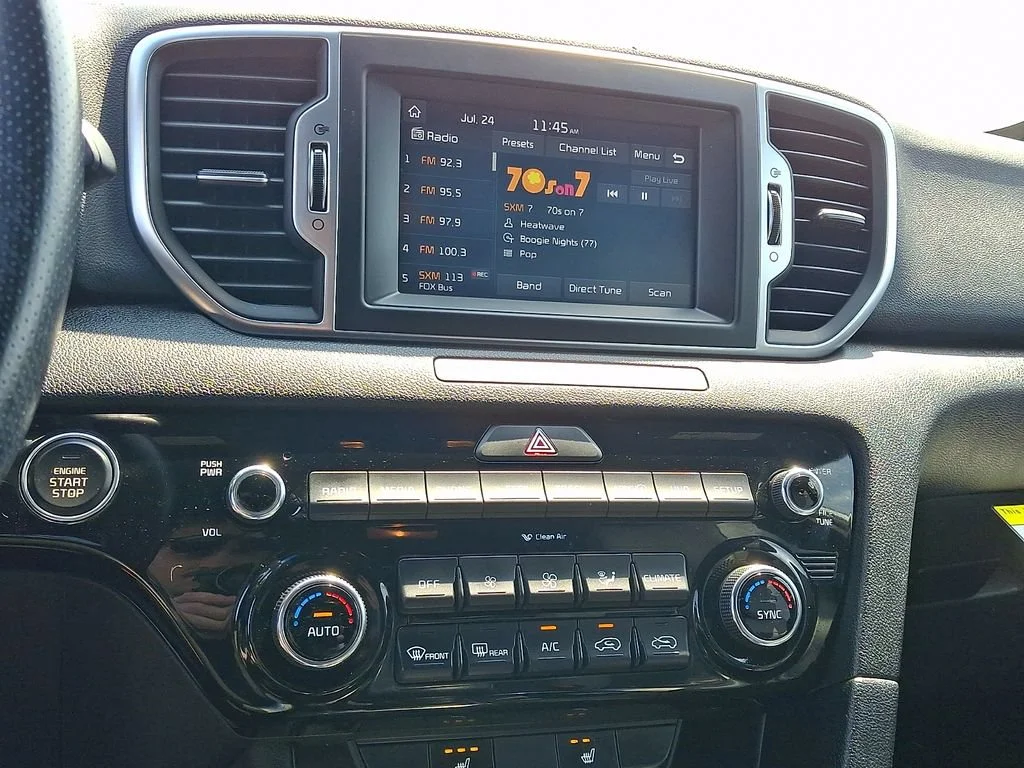 Used 2019 White Kia EX image 24