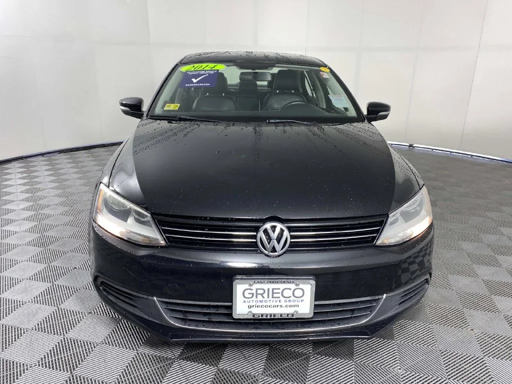 Used 2014 Black Uni Volkswagen 2.0L TDI image 3