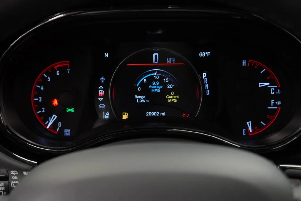 Used 2023 Gray Dodge Citadel image 27