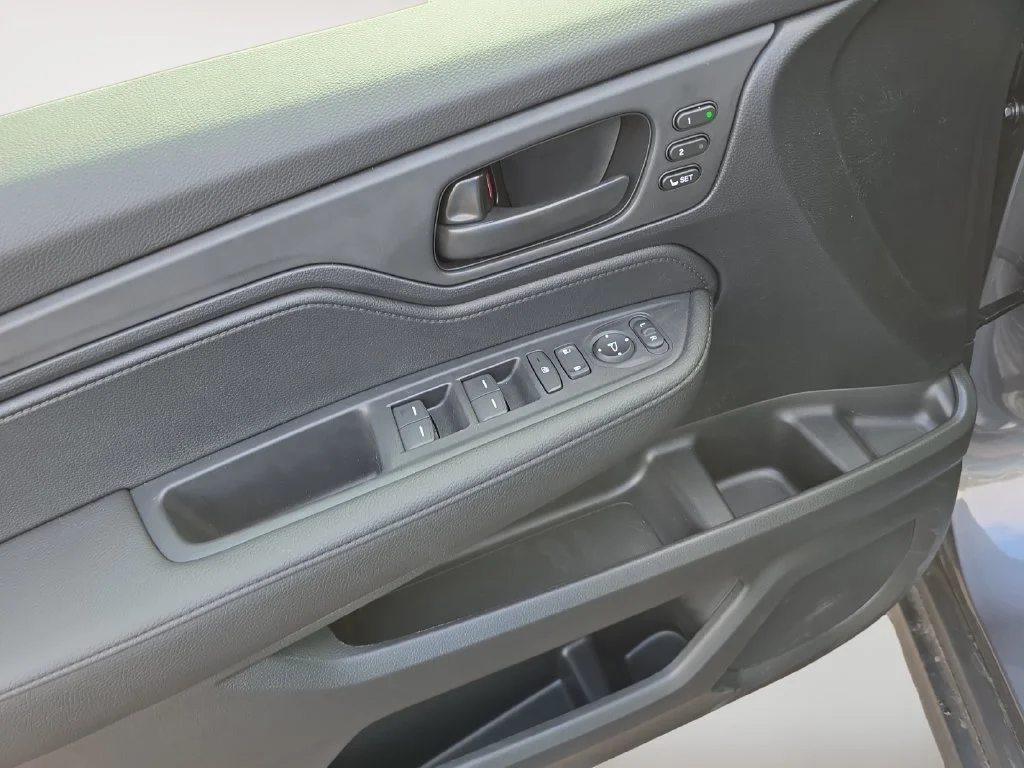 2026 Honda Odyssey EX-L - Photo 10