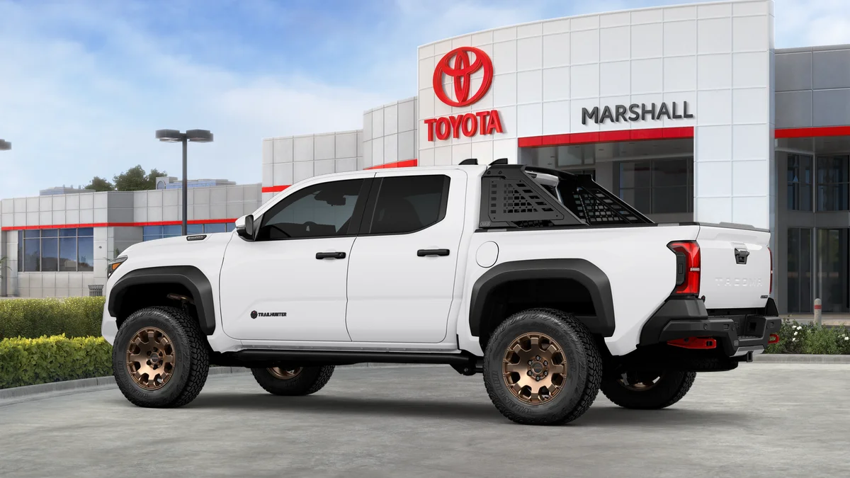 New 2026 Ice Cap Toyota Trailhunter image 38