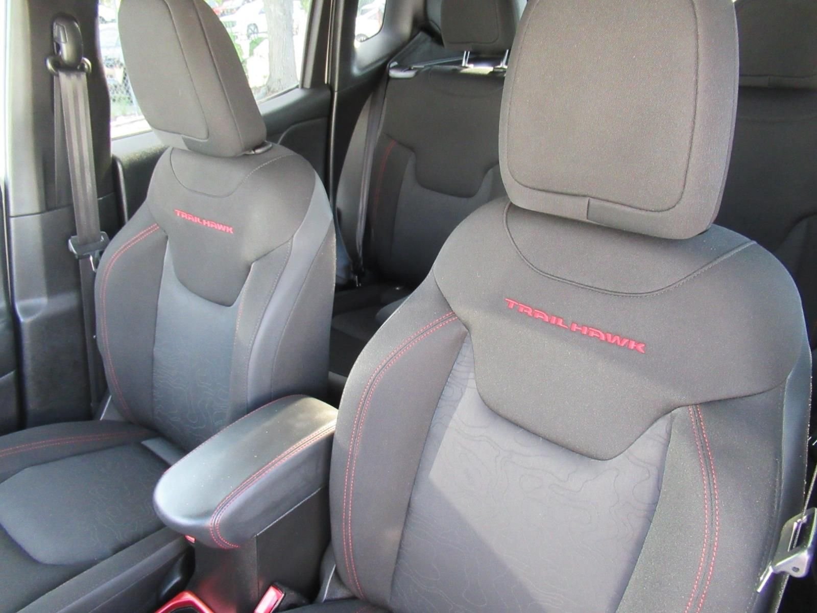 Certified Used 2022 White Jeep Trailhawk image 17
