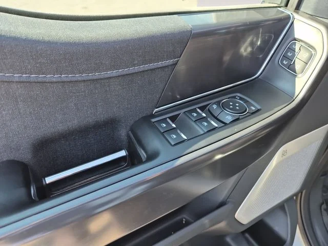 Certified Used 2024  Ford Lariat image 10