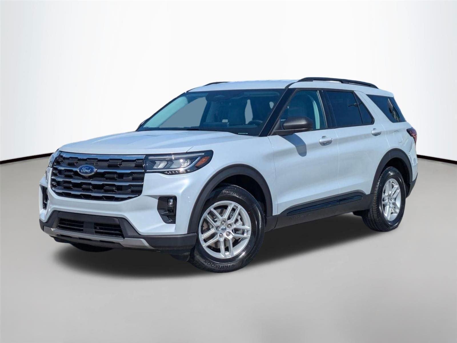 New 2026 Space White Metallic Ford Active image 1