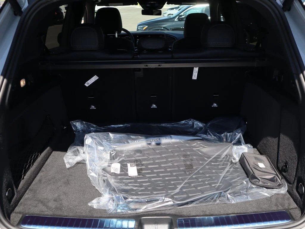Used 2026 MANUFAKTUR Alpine Gray Mercedes-Benz GLE 450 image 19