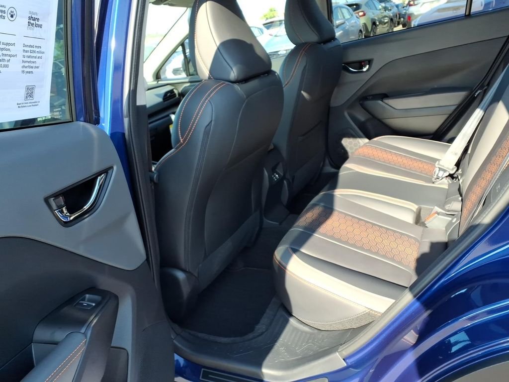 New 2026 SAPPHIRE BLUE PEARL Subaru Limited image 5