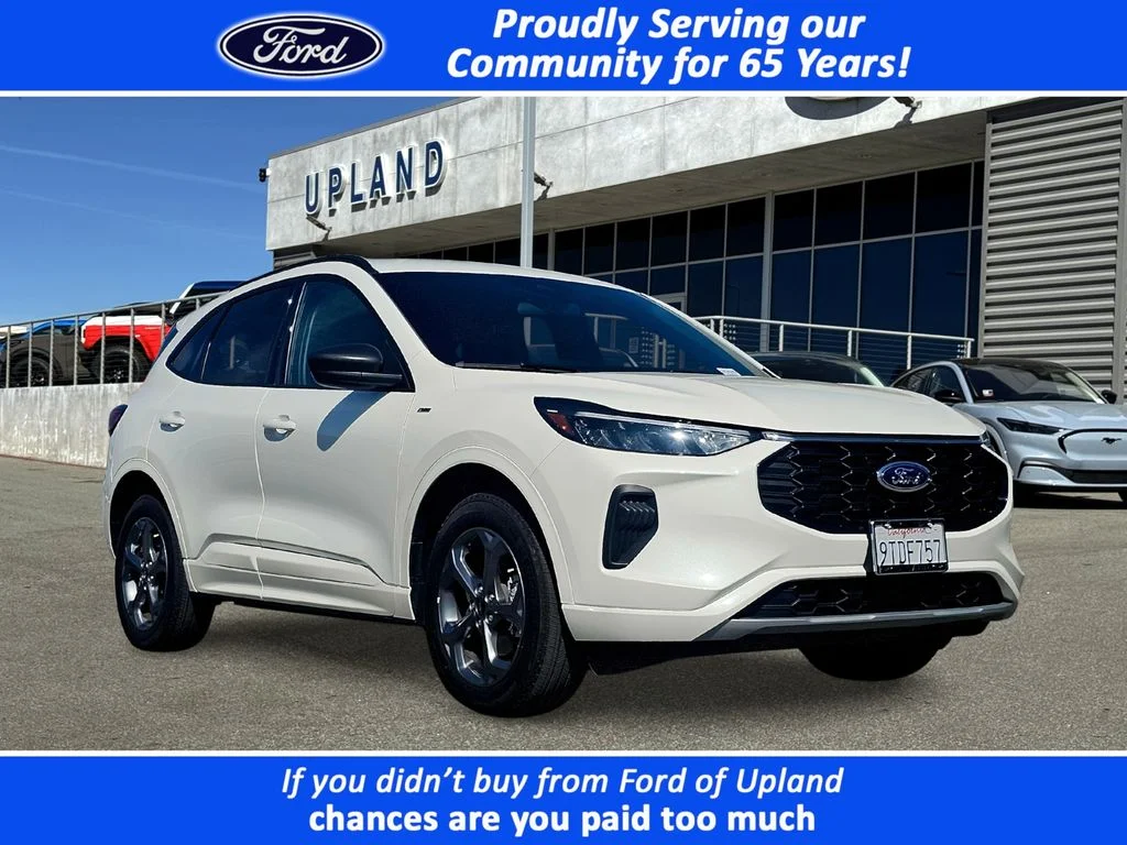 2024 Ford Escape ST-Line AWD's photo