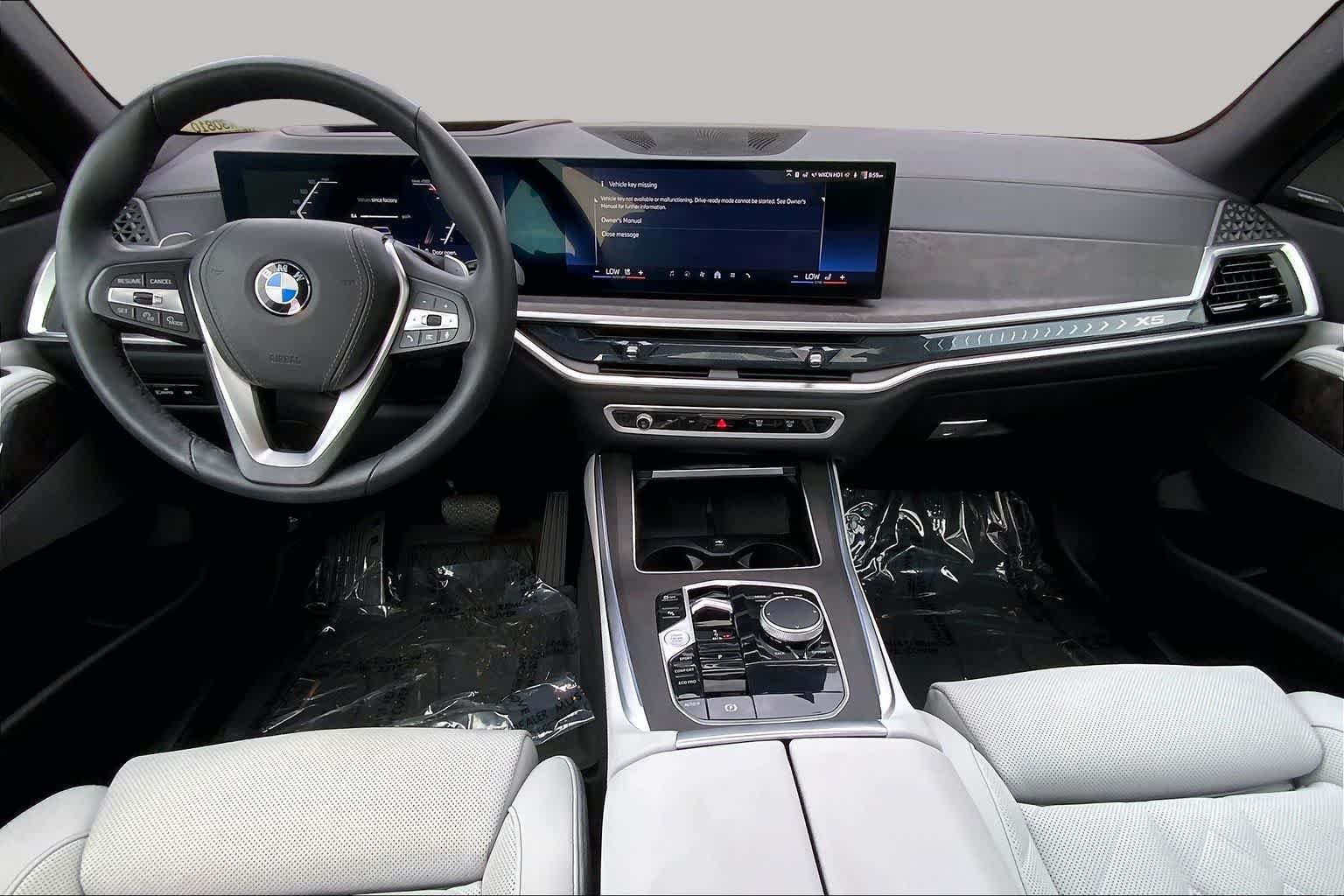 Used 2025 Alpine White BMW sDrive40i image 16