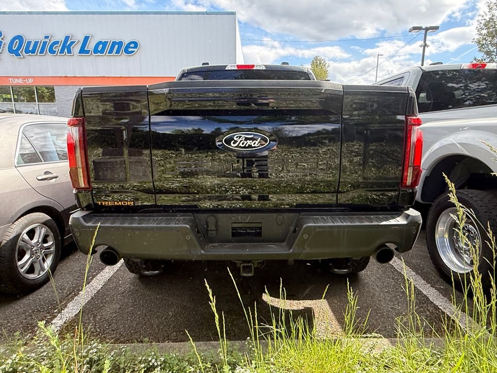 Used 2025 Black Ford Tremor image 3