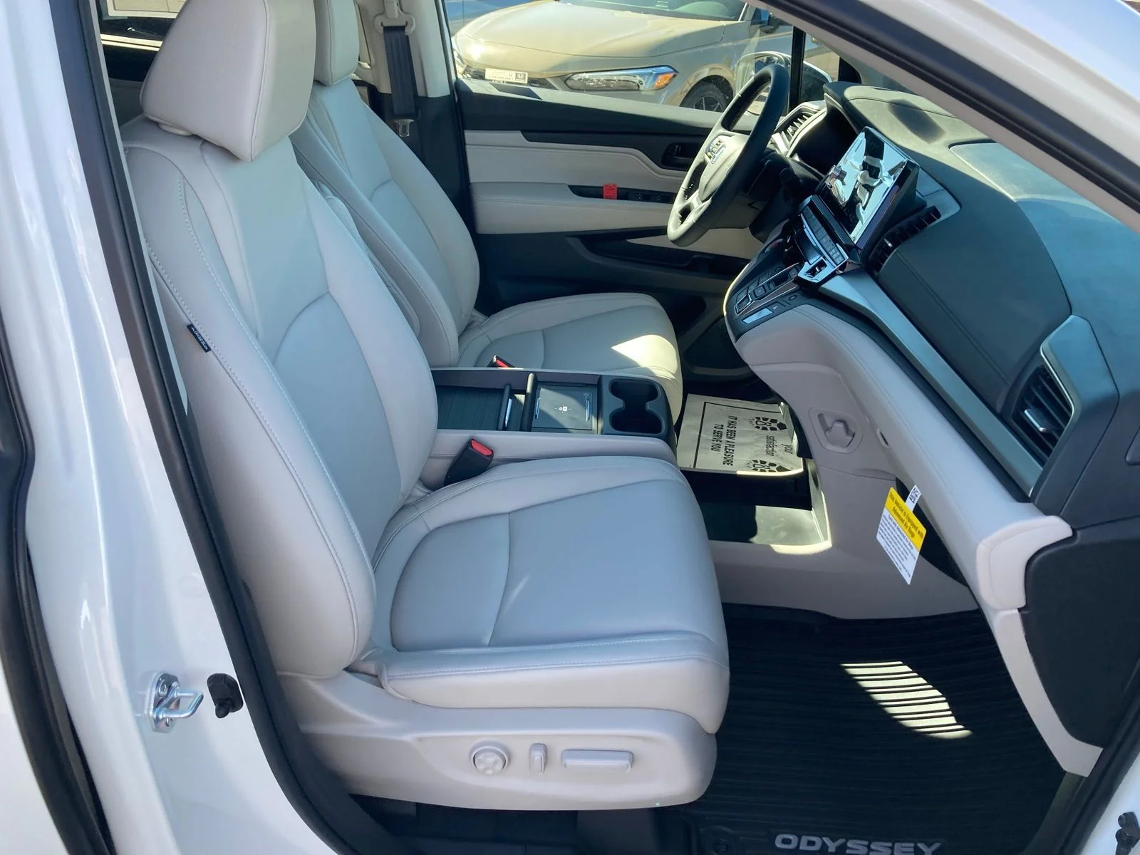 2026 Honda Odyssey EX-L - Photo 35