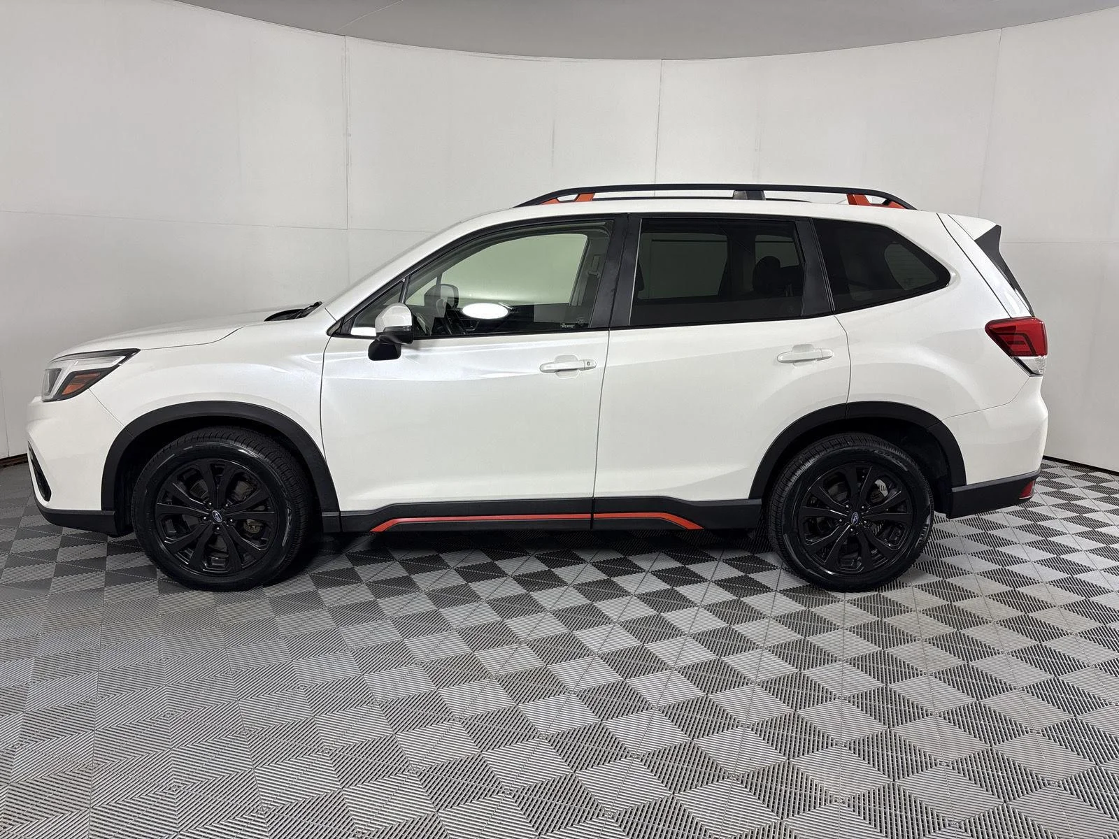 Used 2019 Crystal White Pearl Subaru Sport image 16