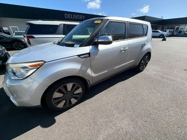 Used 2015 Silver Kia Exclaim image 5