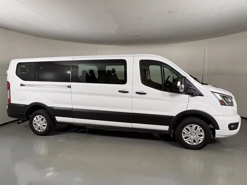 Used 2023 White Ford XLT image 9