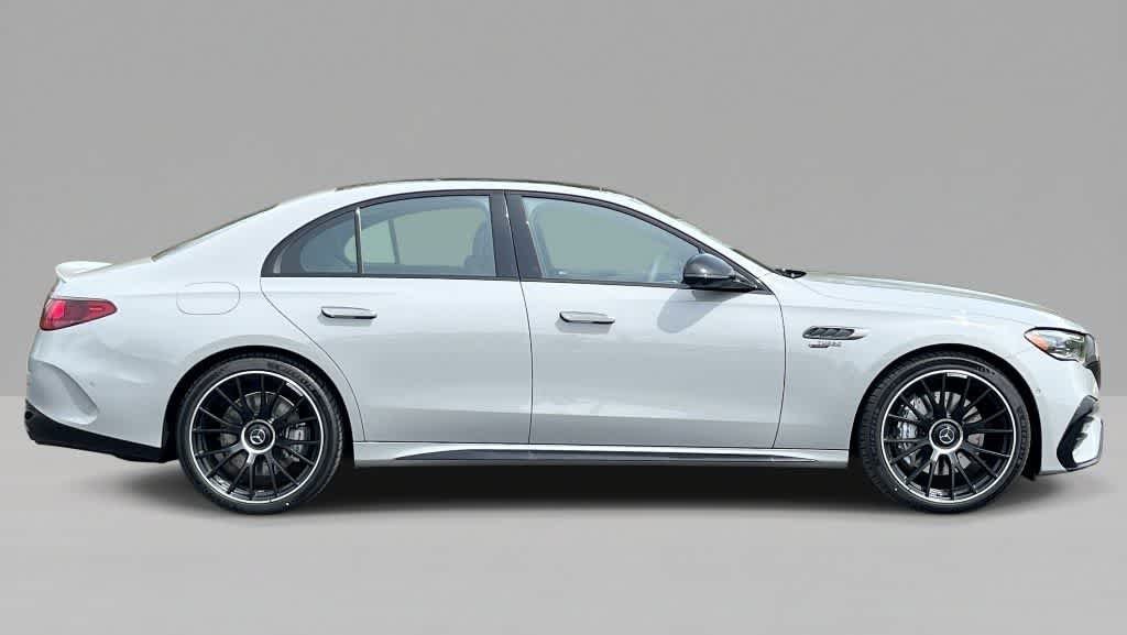 New 2026 MANUFAKTUR Alpine Grey Mercedes-Benz AMG® E 53 E image 6