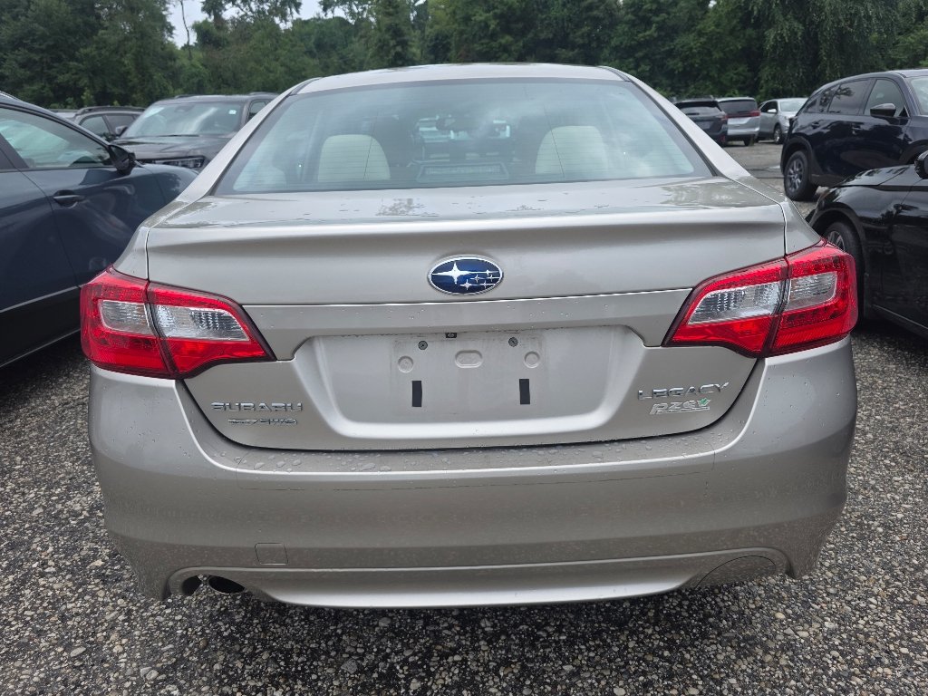 Used 2015 Carbide Gray Metallic Subaru 2.5i image 4