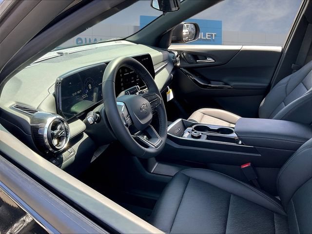 2027 Chevrolet Equinox LT - Photo 9