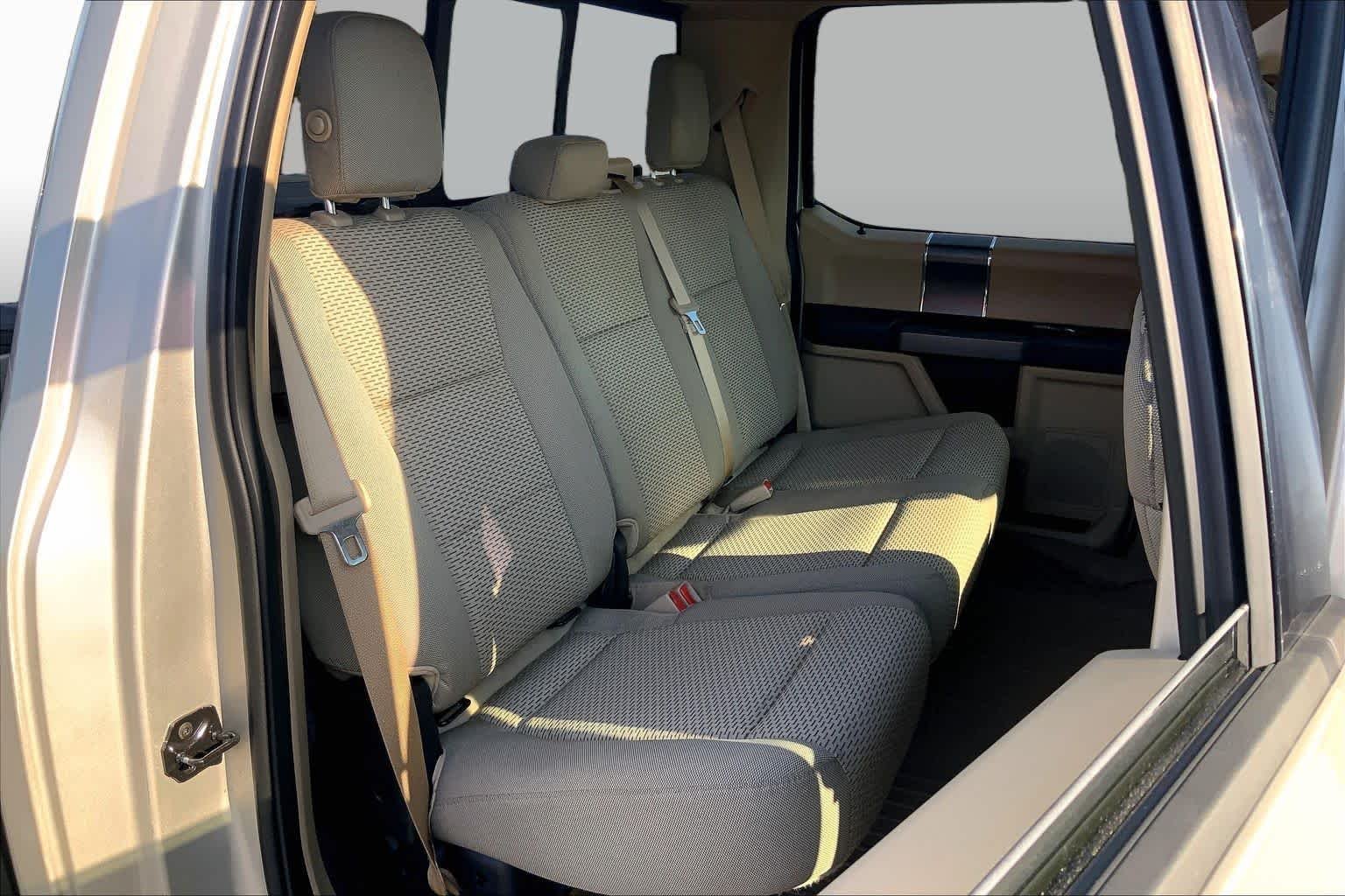Used 2017 White Gold Ford XLT image 18