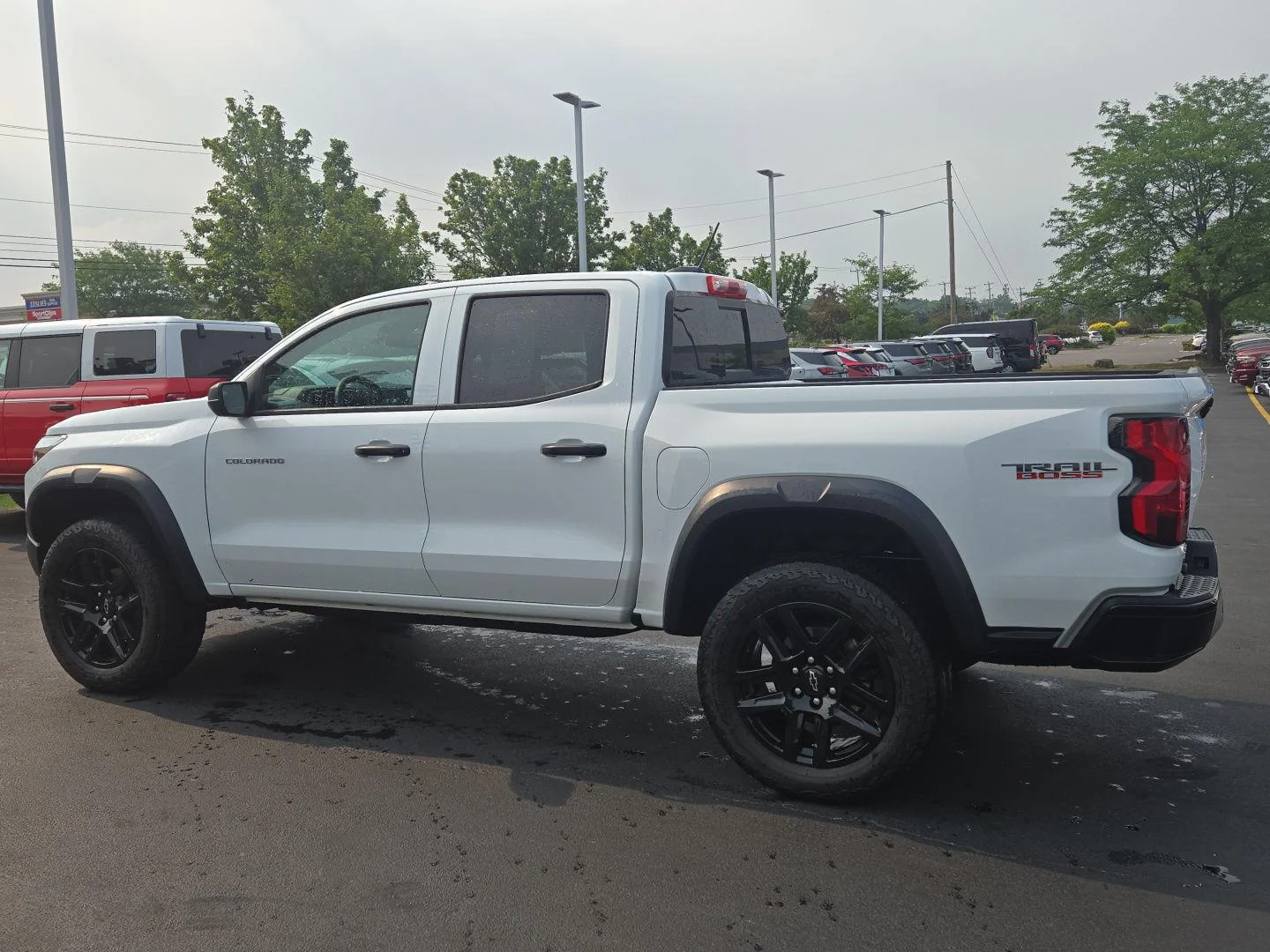 Used 2023 Summit White Chevrolet 4WD Trail Boss image 3