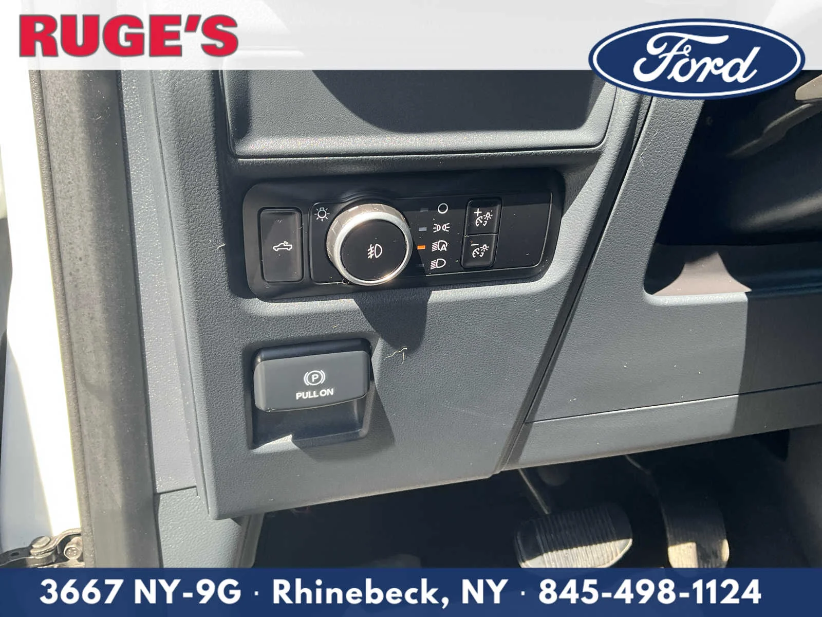 Used 2024 Avalanche Gray Ford STX image 19