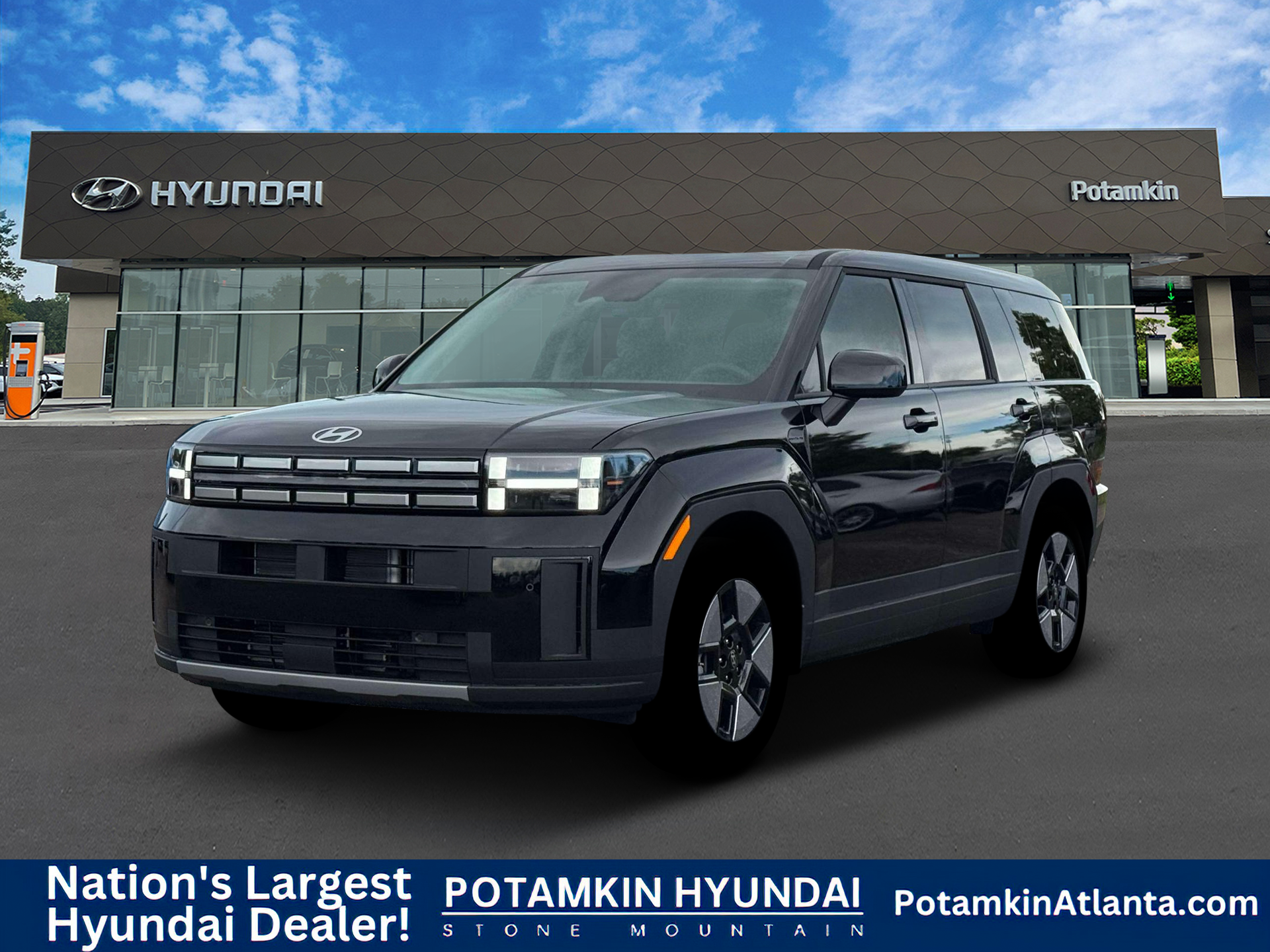 New 2026 Phantom Black Hyundai SE image 1