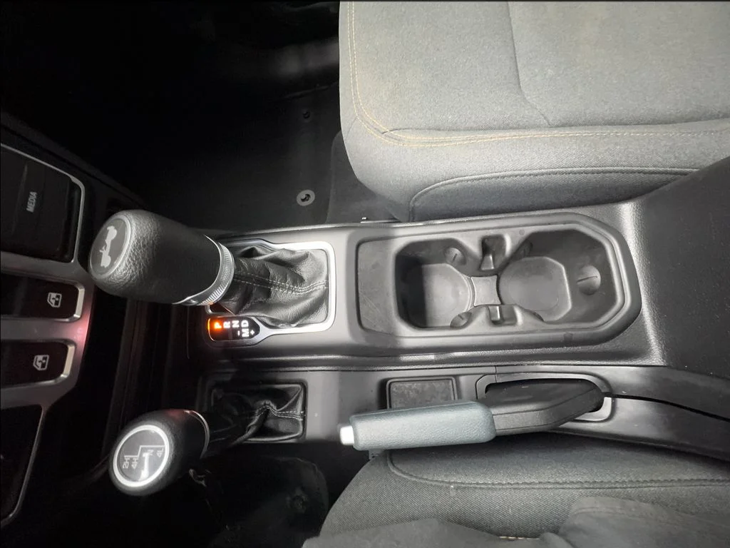 Used 2024 Gray Jeep Sport S image 27
