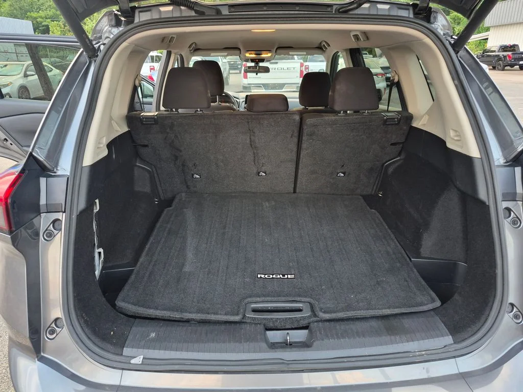 Used 2024 Gun Metallic Nissan SV image 23