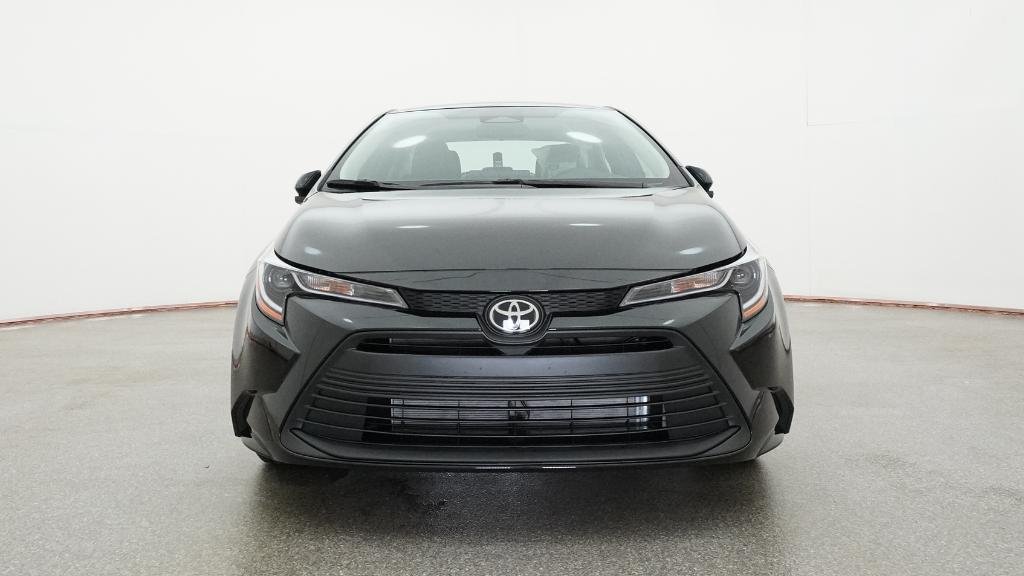 New 2026 Midnight Black Metallic Toyota LE image 19