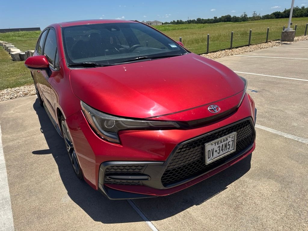 Used 2020 Red Toyota SE image 1