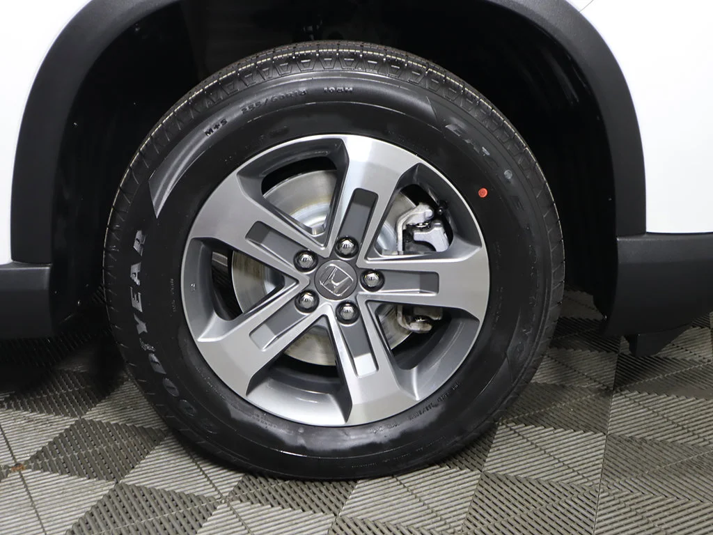 2025 Honda Pilot EX-L - Photo 22