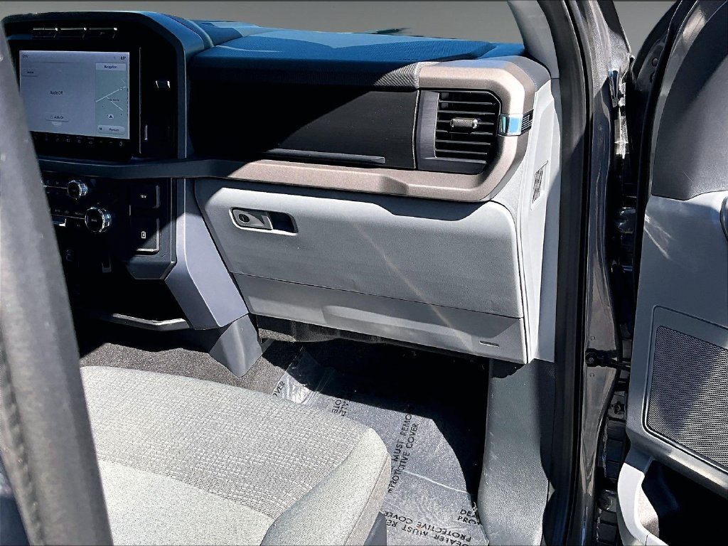 Used 2024 Gray Ford XLT image 13