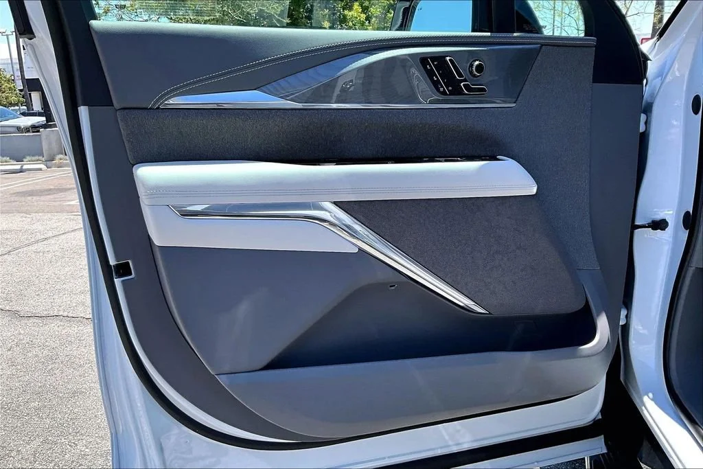 New 2026 Vibrant White Tricoat Cadillac Luxury image 11