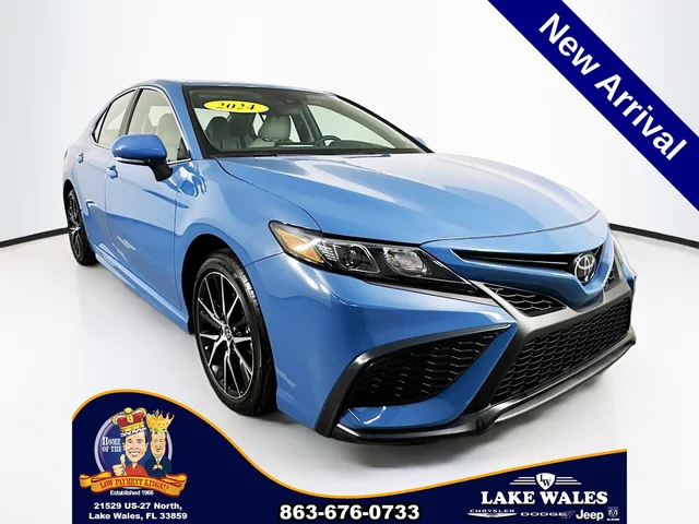 2024 Toyota Camry SE