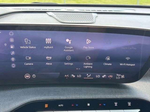2025 Buick Enclave Preferred - Photo 21