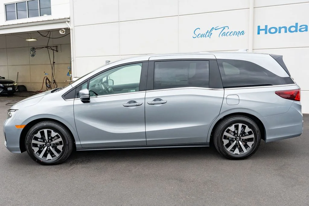 New 2026 Solar Silver Metallic Honda EX-L image 9