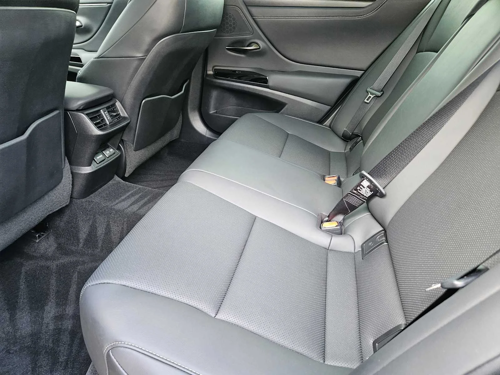 Certified Used 2022 CLOUDBURST GRAY Lexus  image 22