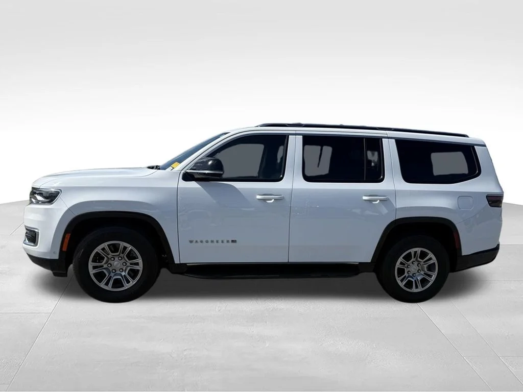 Used 2024 White Jeep Base image 2