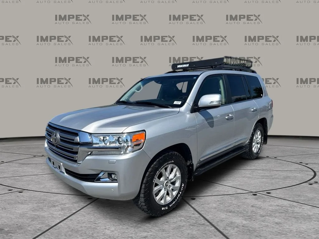 Used 2016 Silver Toyota Base image 1