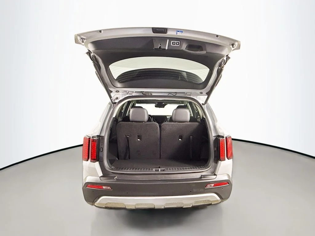 Used 2022 Gray Kia X-Line EX image 28
